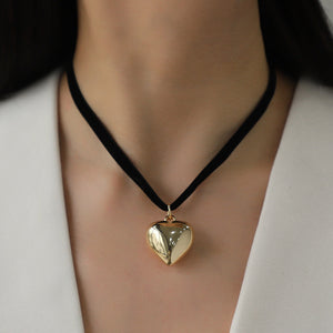 Heart Pendant Velvet Rope Choker Necklace Trendsi