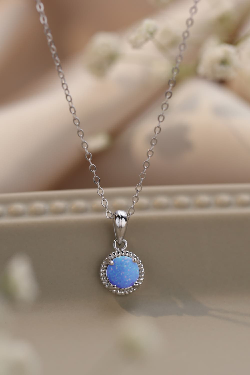 Opal Round Pendant Chain Necklace Trendsi