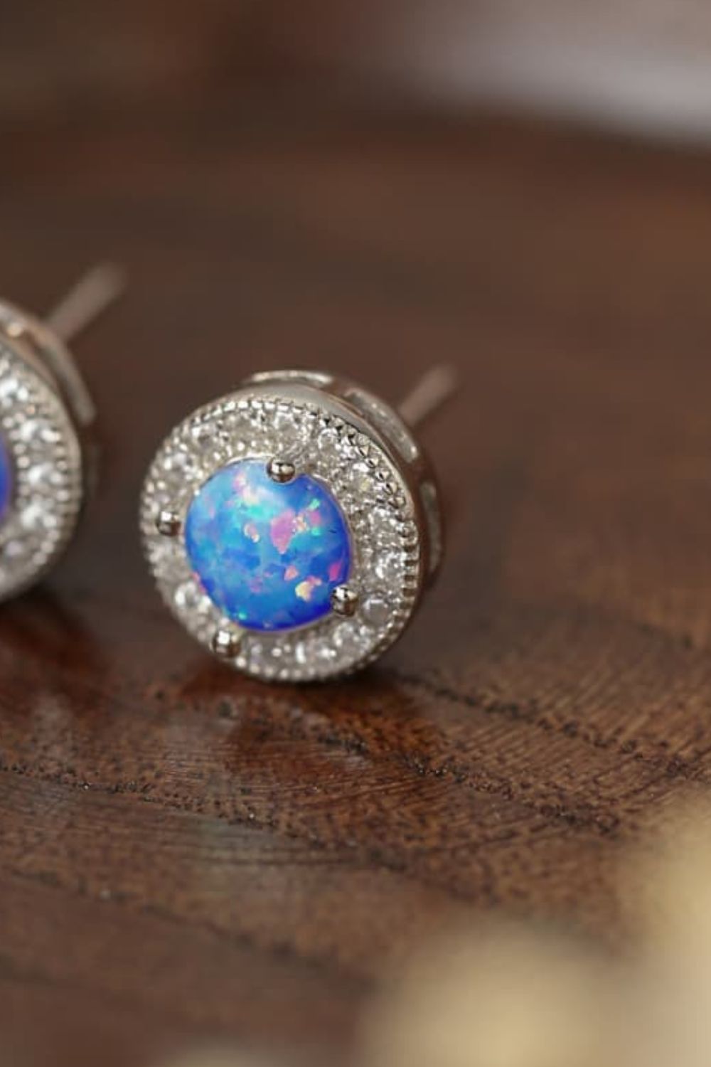 Opal 4-Prong Round Stud Earrings Trendsi