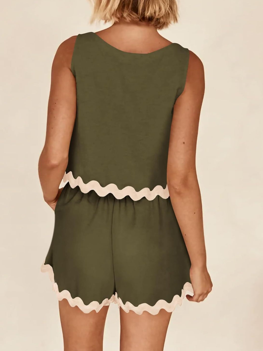 Contrast Trim Sleeveless Top and Shorts Set Trendsi